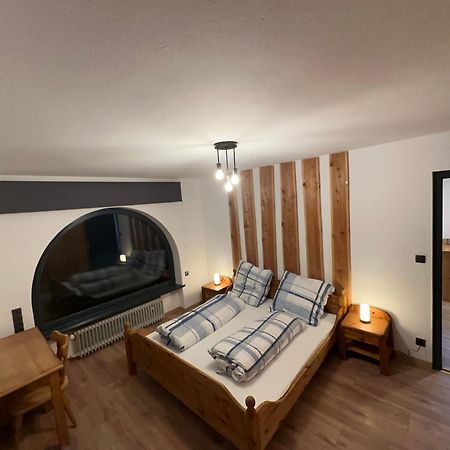 Fewo Bay Schwaebeleholz Mit 2 Schlafzimmern Sonthofen Buitenkant foto